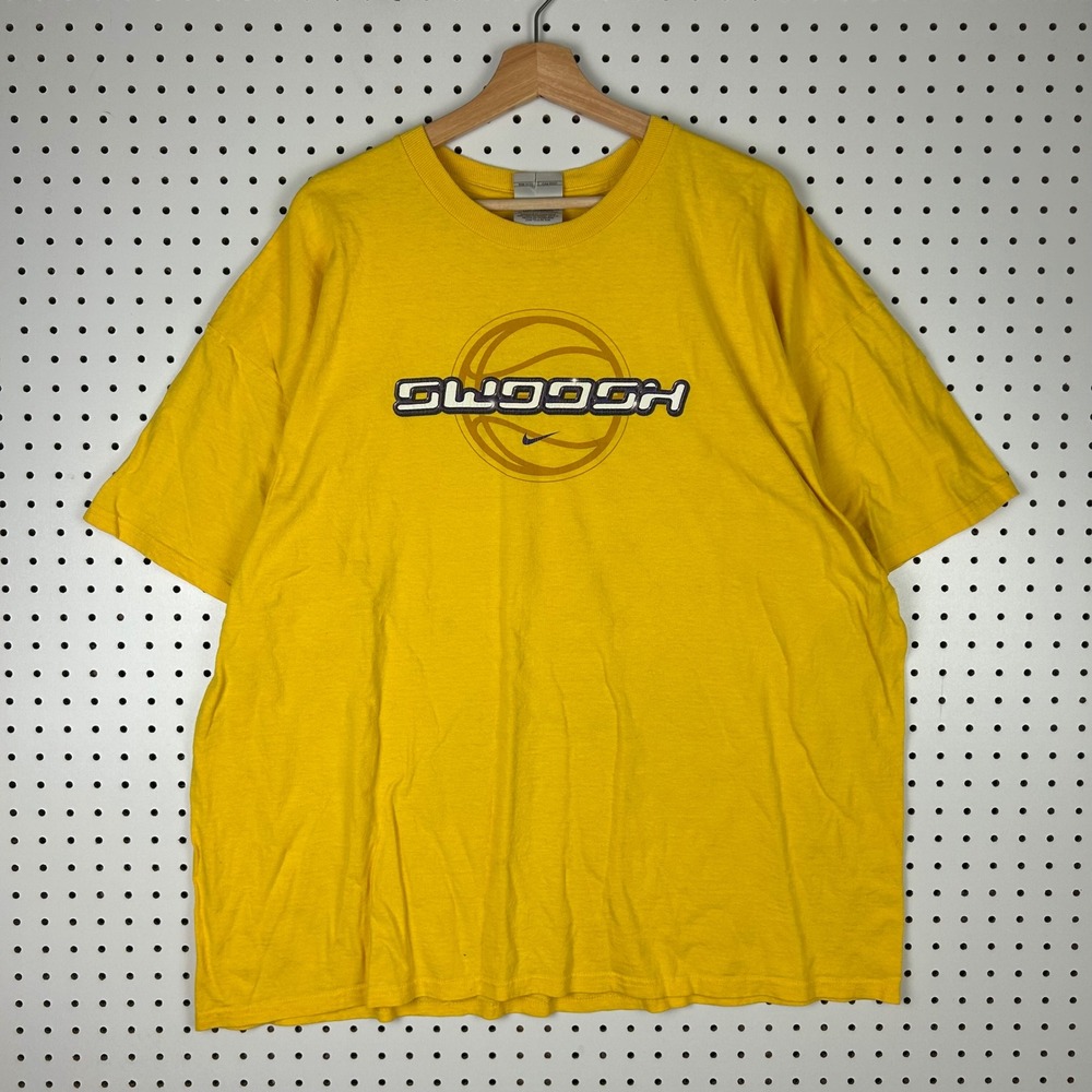Nike Swoosh Basketball Graphic T-Shirt XXL Yellow Short Sleeve Tee Lakers LA Y2K